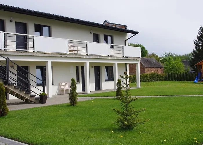 Monique Nocleg ze śniadaniem Wrzosowo (Kamien)